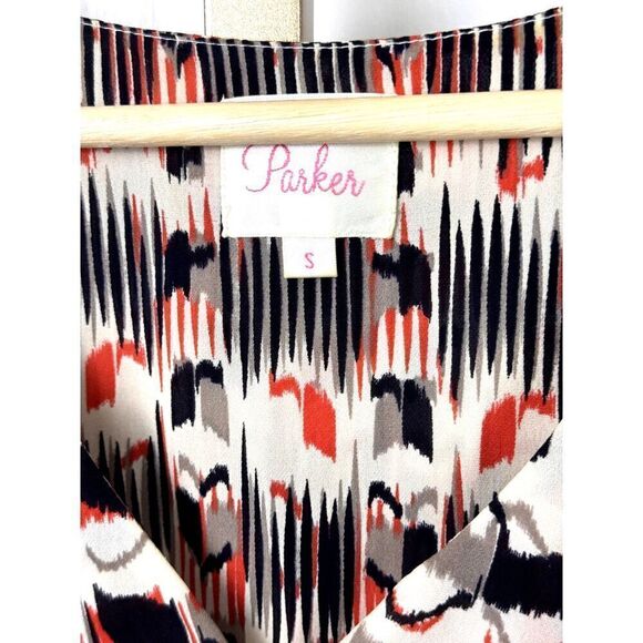 Parker Abstract Long Sleeve Blouse w/ Bell Sleeves and V- Neck, Size S, EUC - Picture 4 of 7